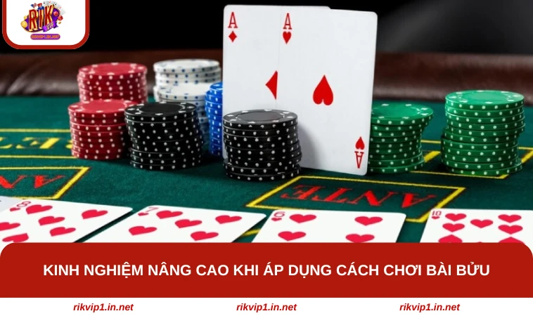 Người chơi cẩn trọng cân nhắc trước khi quyết định tố hoặc dừng